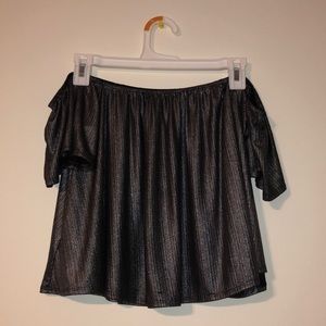 Off the shoulder Metallic Top
